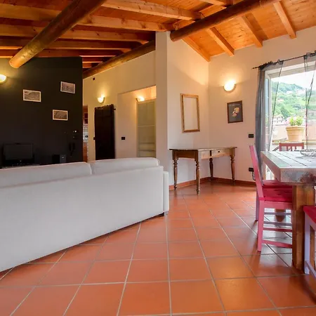 Apartment Casa Margherita Gravedona